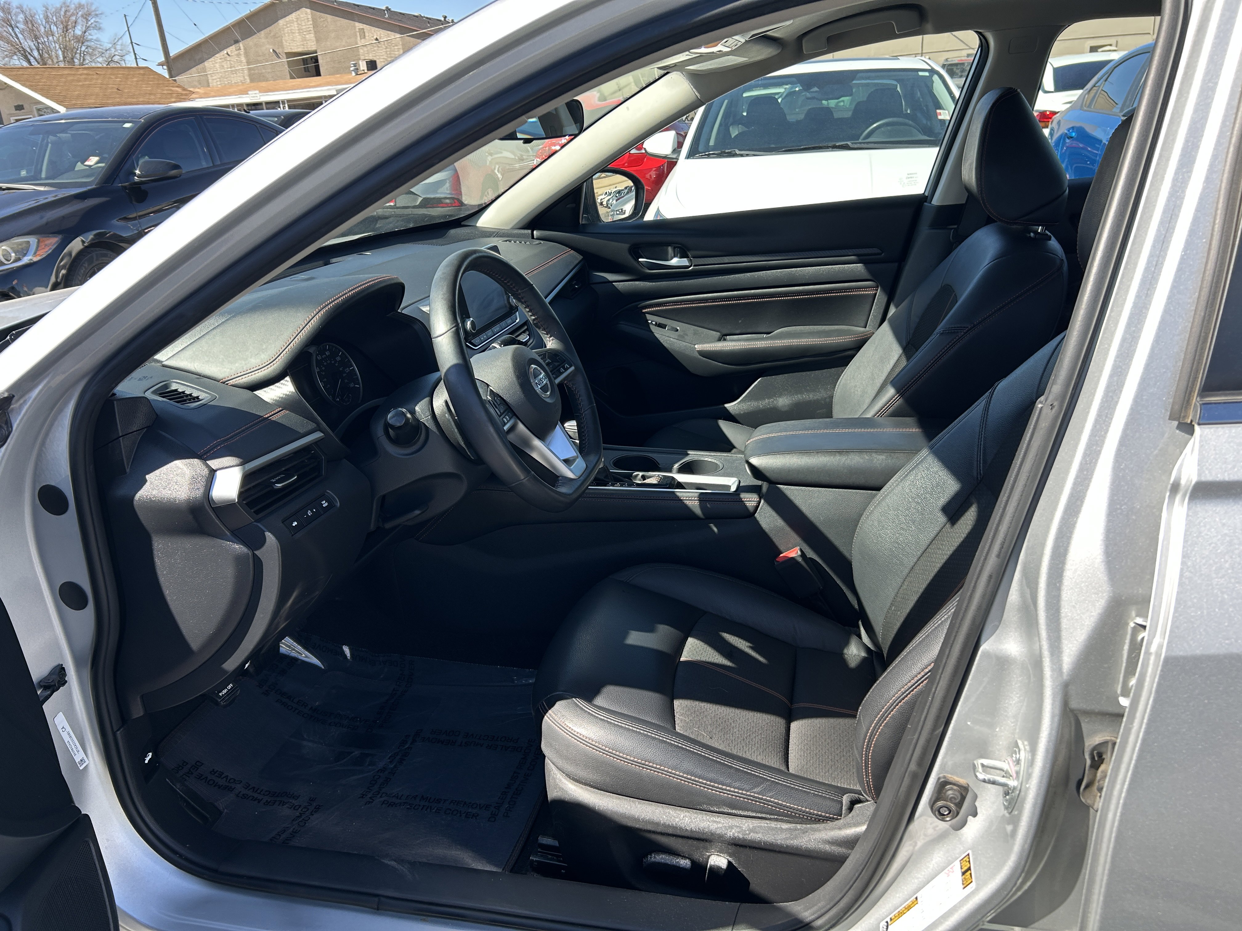 Used 2022 Nissan Altima 2.5 SR FWD image 10