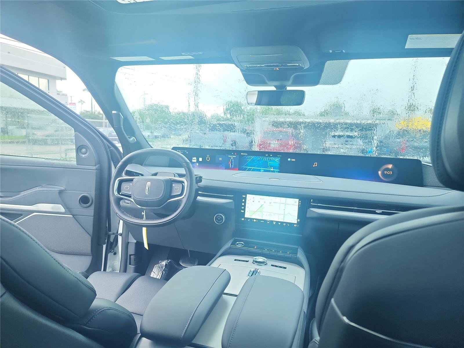 New 2027 Lincoln Navigator Reserve w/ Jet Appearance Package AWD/4WD image 26