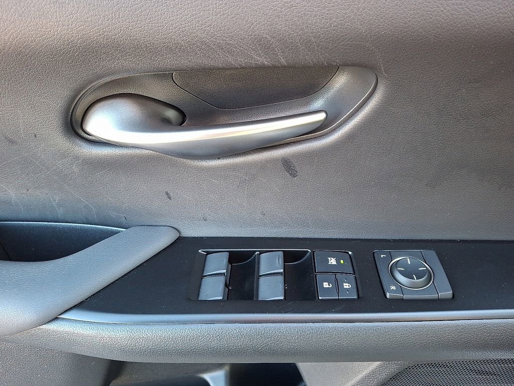 Used 2019 Lexus UX 250h image 13