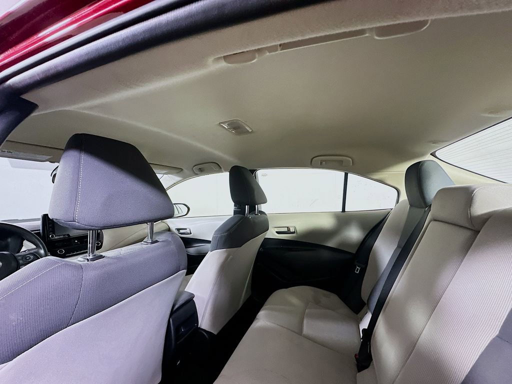 Used 2022 Toyota Corolla LE FWD image 12