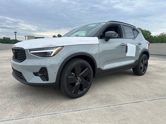 New 2026 Volvo XC40 B5 Ultra w/ Protection Package Premier AWD/4WD image 3