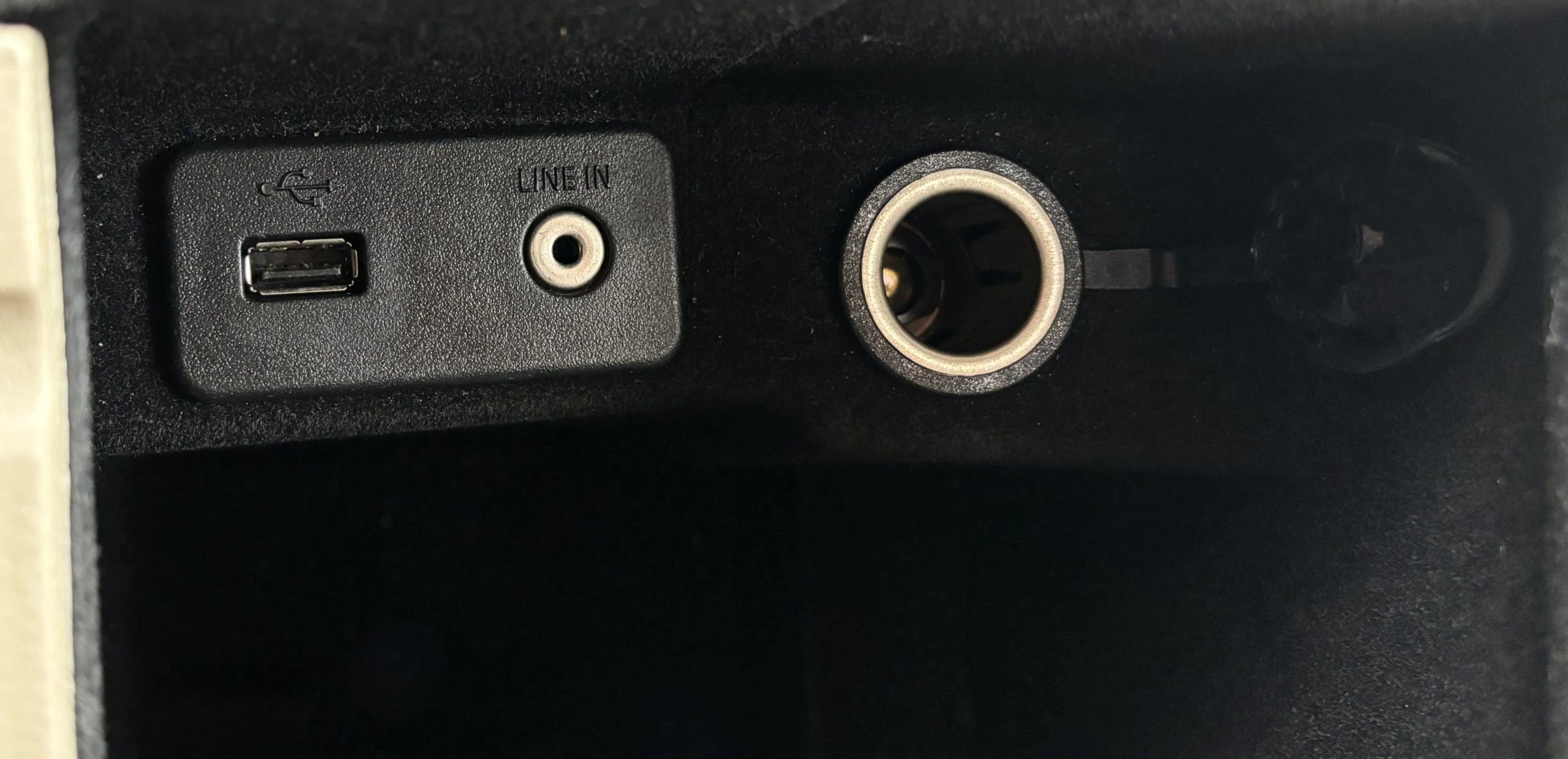 Used 2011 Lincoln MKZ Hybrid w/ 201A Rapid Spec Order Code image 25