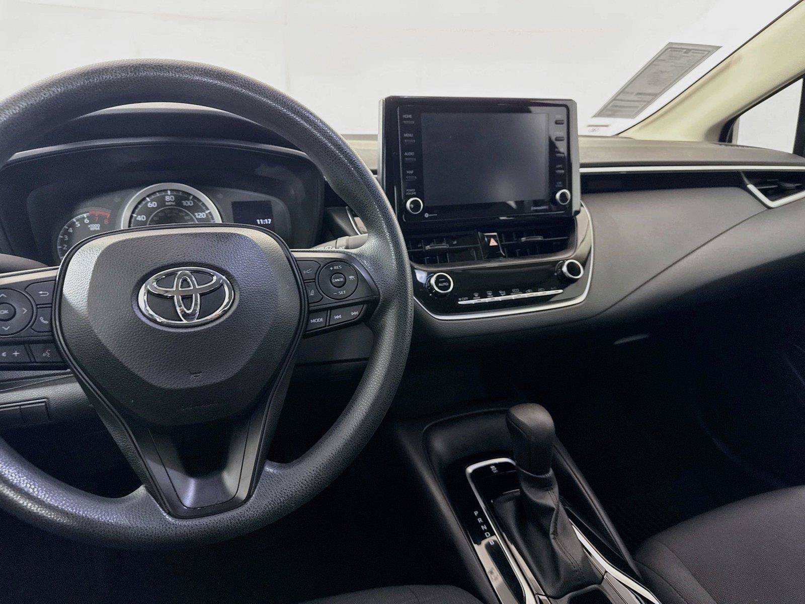 Certified 2022 Toyota Corolla LE FWD image 28