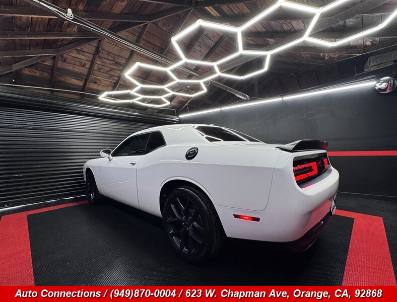 Used 2021 Dodge Challenger SXT w/ Blacktop Package RWD image 4
