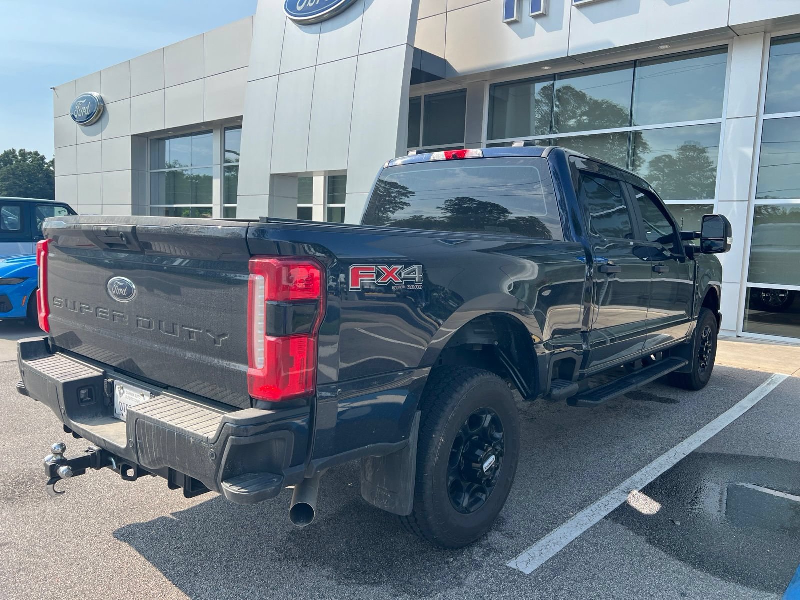 Used 2025 Ford F250 XL w/ STX Appearance Package AWD/4WD image 5