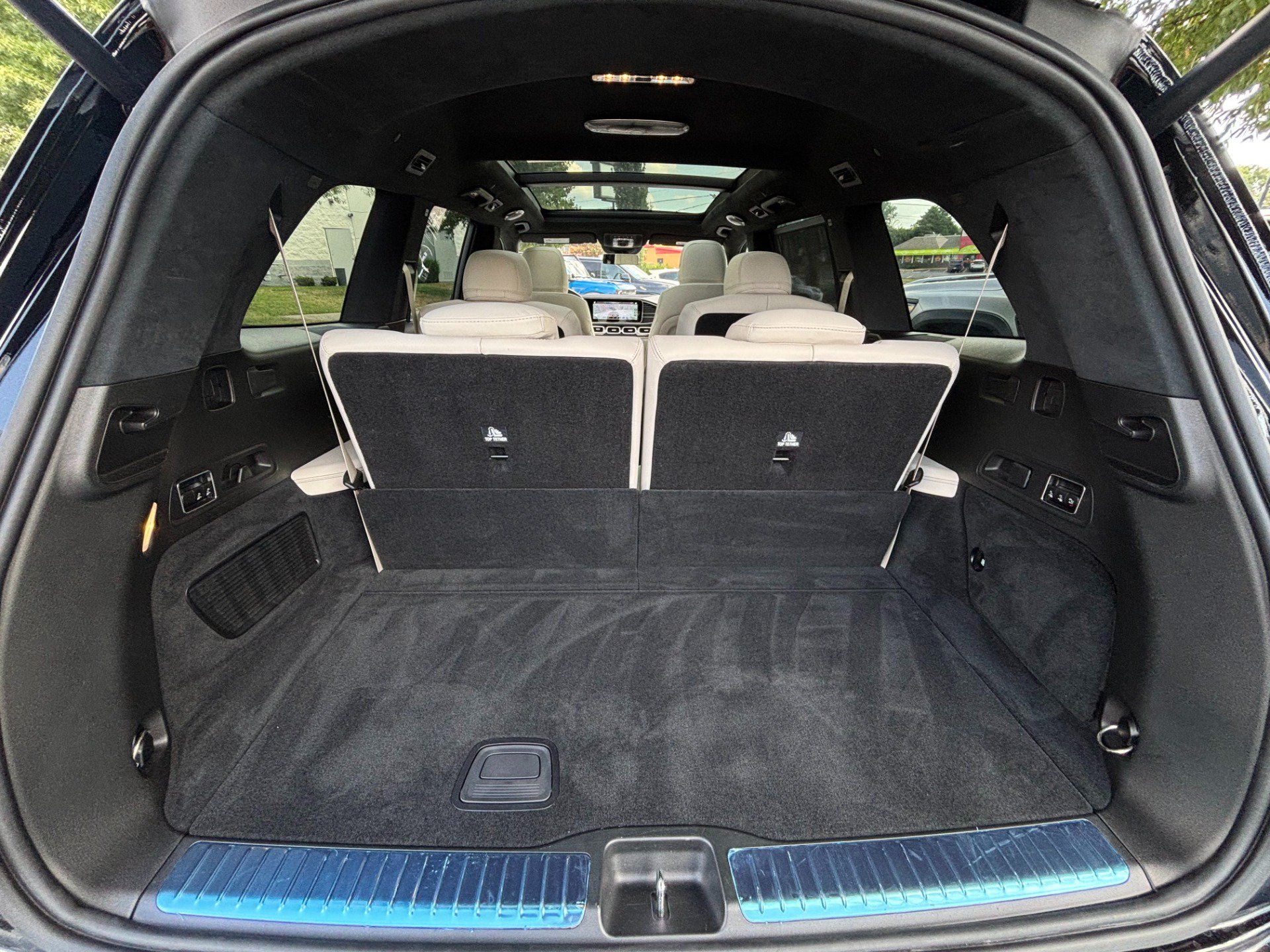 Used 2021 Mercedes-Benz GLS 63 AMG 4MATIC image 19