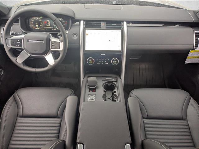 New 2025 Land Rover Discovery S AWD/4WD image 15