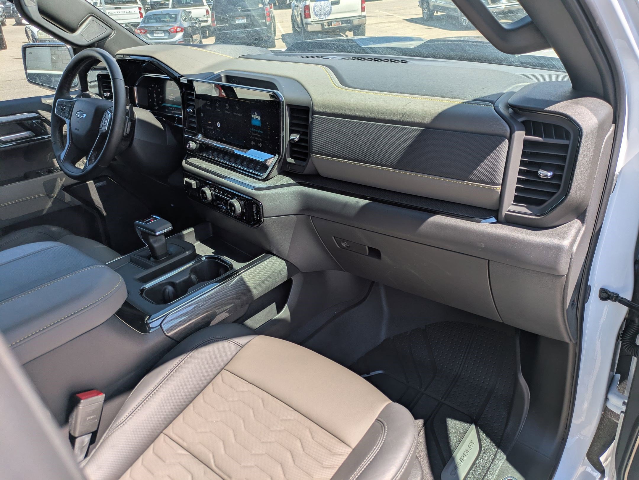 Used 2026 Chevrolet Silverado 1500 ZR2 AWD/4WD image 33