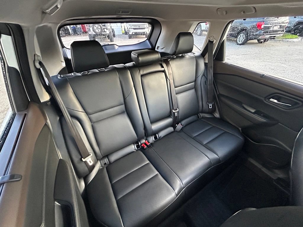 Used 2022 Nissan Rogue SV w/ SV Premium Package FWD image 30