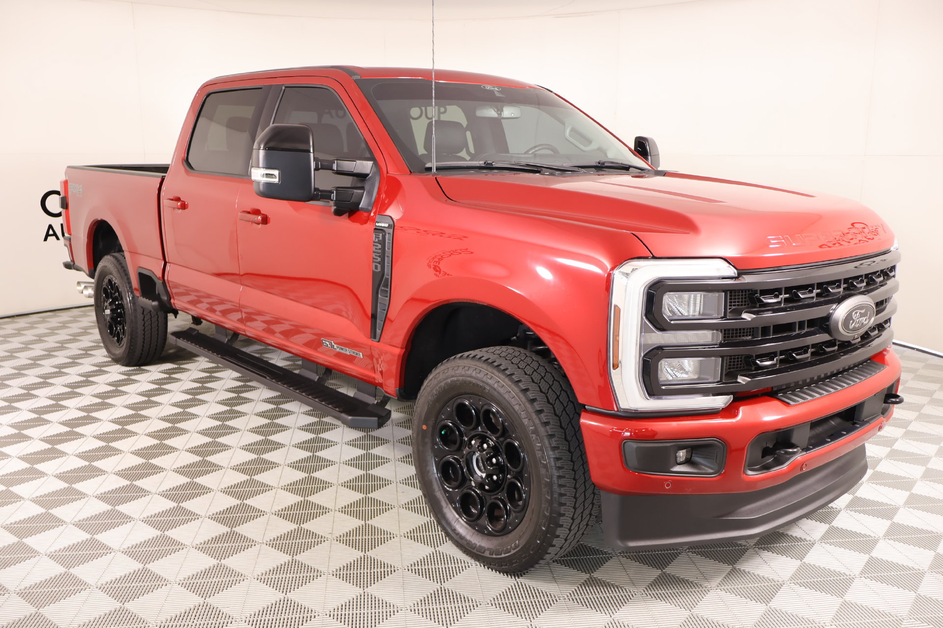 Used 2024 Ford F250 Lariat w/ Lariat Ultimate Package AWD/4WD image 1