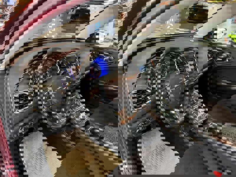 Used 2015 Chrysler 200 Limited w/ Convenience Group image 28