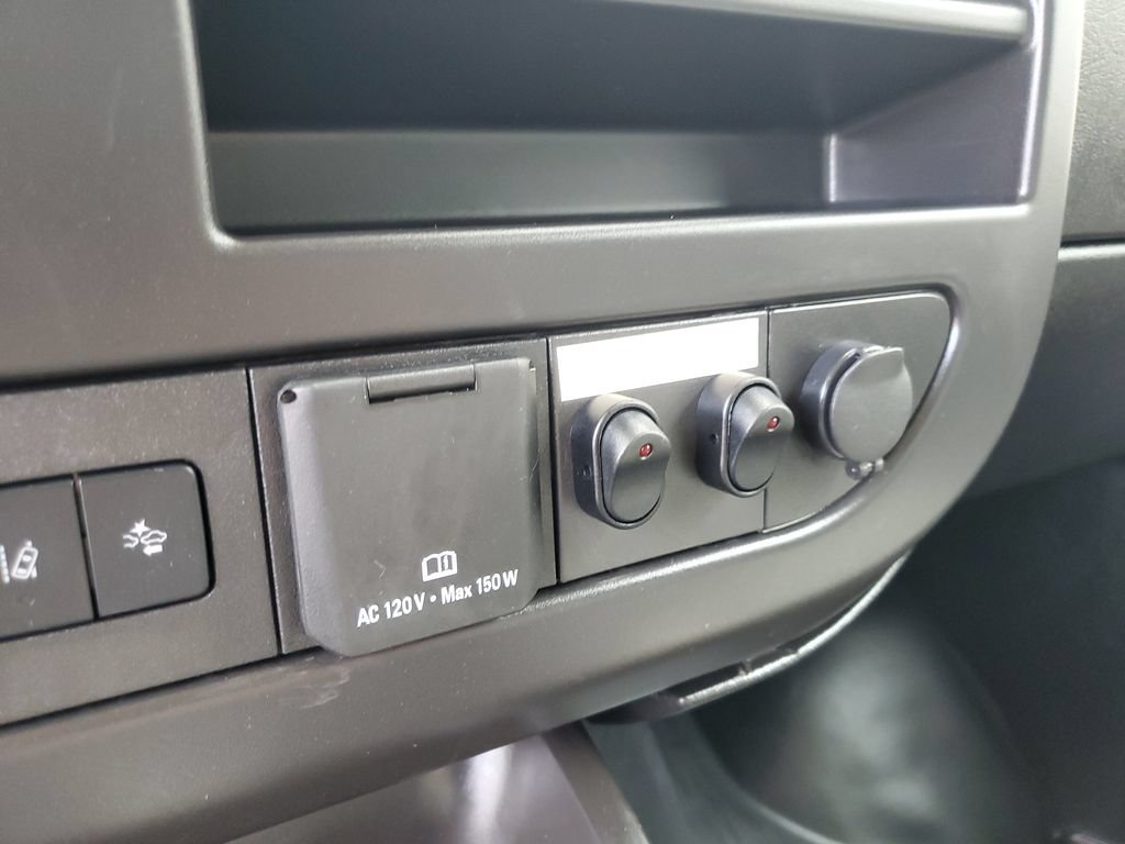 Used 2024 Chevrolet Express 3500 w/ Power Convenience Package RWD image 22
