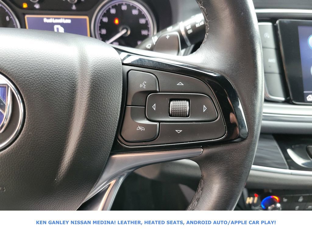 Used 2023 Buick Enclave Essence image 33