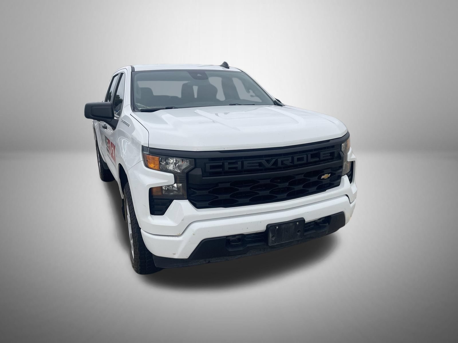 Used 2022 Chevrolet Silverado 1500 Custom AWD/4WD image 3