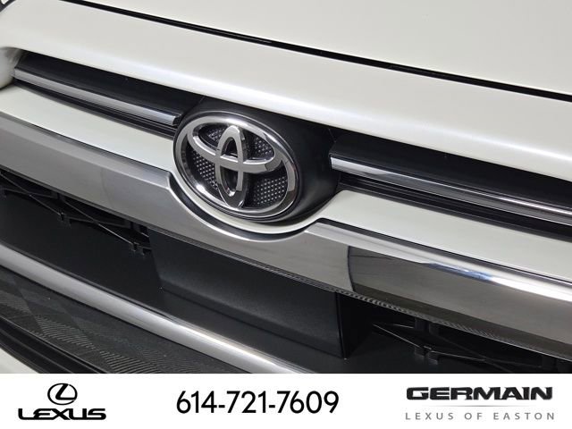 Used 2023 Toyota 4Runner Limited AWD/4WD image 15