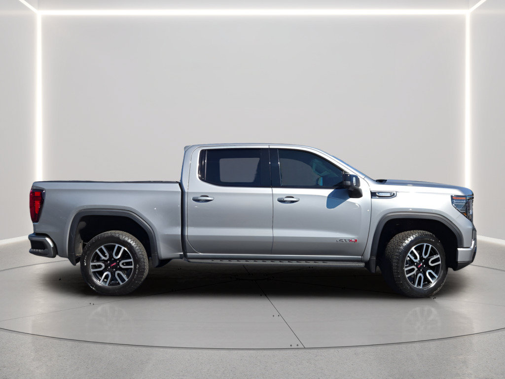 Certified 2025 GMC Sierra 1500 AT4 w/ AT4 Premium Package AWD/4WD image 4