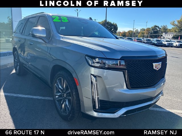 Used 2023 Cadillac Escalade Sport AWD/4WD image 9