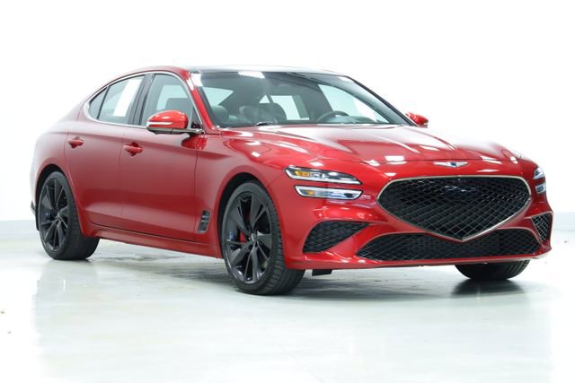 Used 2022 Genesis G70 3.3T RWD image 3