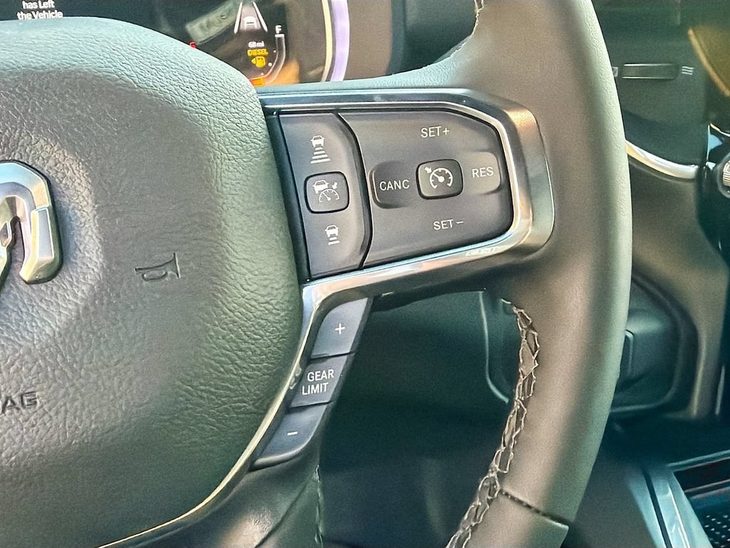 New 2026 RAM 3500 Laramie AWD/4WD image 36