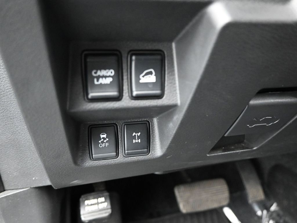 Used 2024 Nissan Frontier PRO-4X w/ Pro Convenience Package image 21