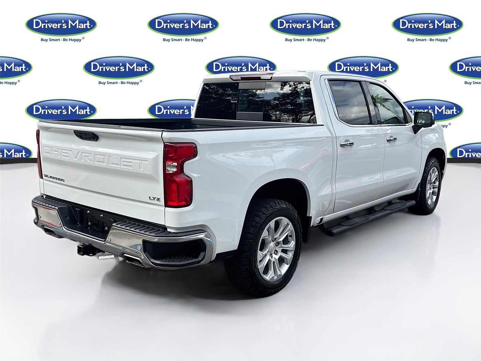 Used 2023 Chevrolet Silverado 1500 LTZ w/ LTZ Convenience Package II image 8