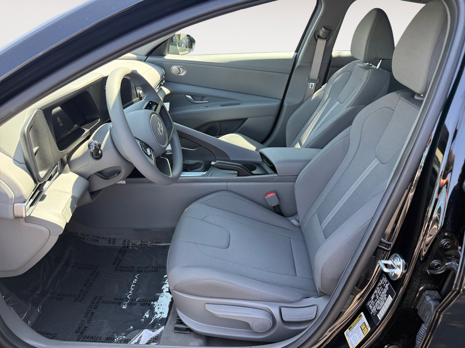 Certified 2026 Hyundai Elantra SE FWD image 10