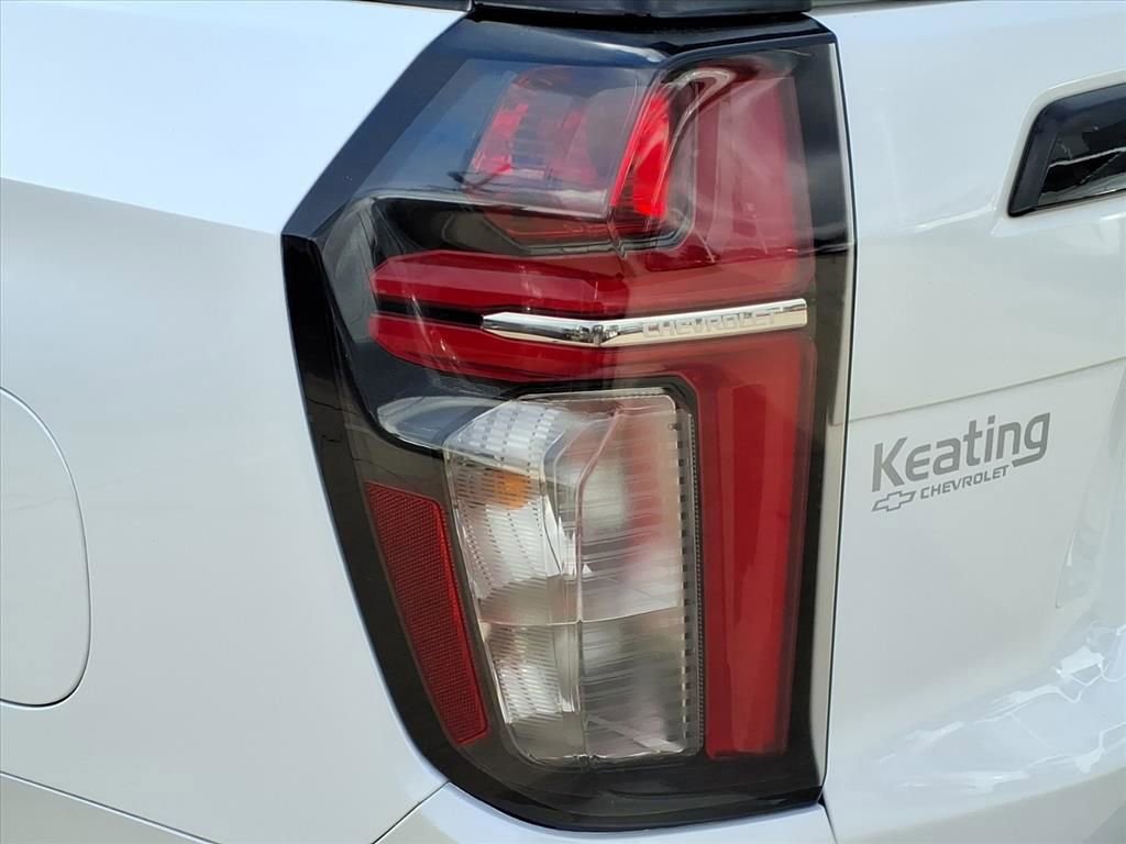 Used 2024 Chevrolet Suburban Z71 w/ Z71 Off-Road Package image 12