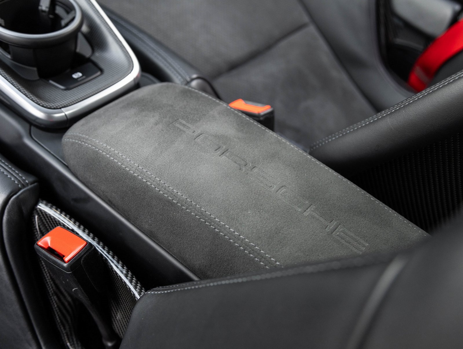 Certified 2022 Porsche 911 Turbo S image 31