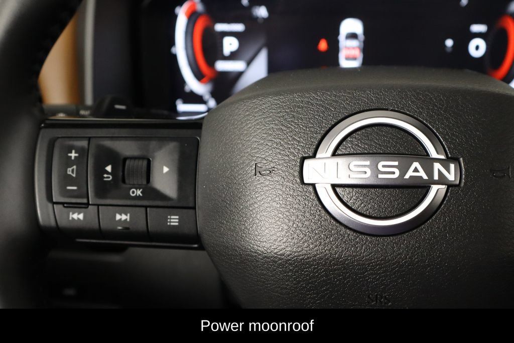 Used 2025 Nissan Rogue Platinum FWD image 8