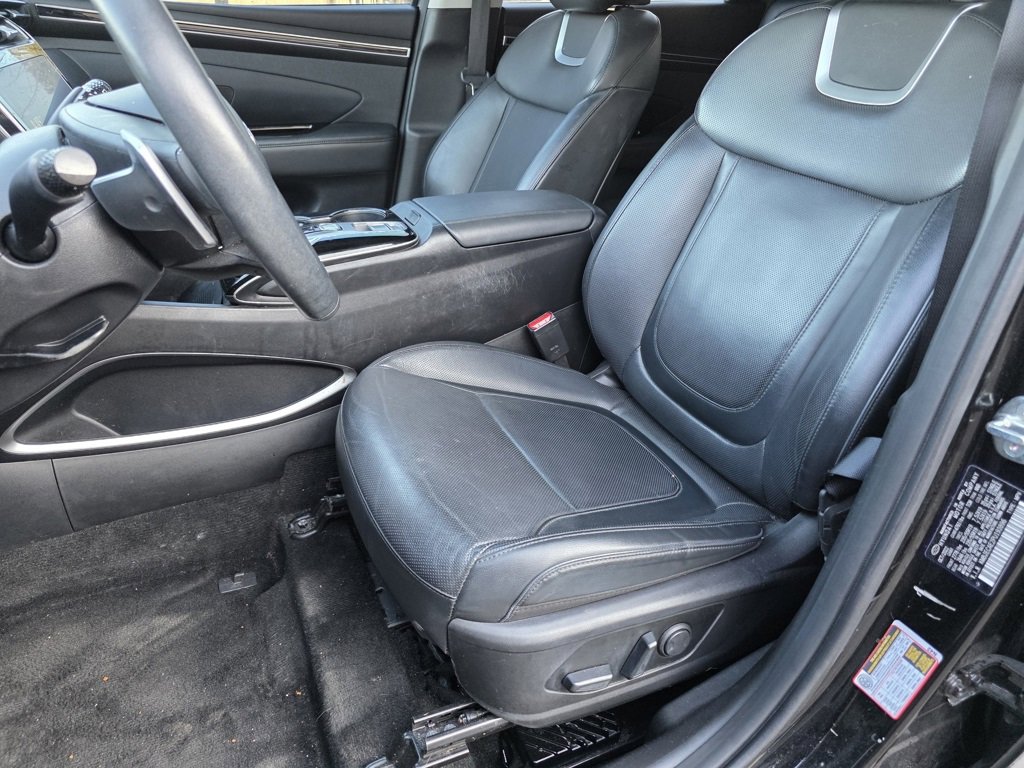 Used 2023 Hyundai Tucson Limited w/ Winter Package image 21