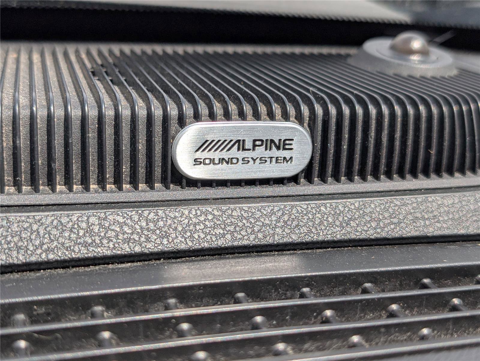 Used 2014 RAM 2500 Laramie w/ Black Appearance Group AWD/4WD image 32