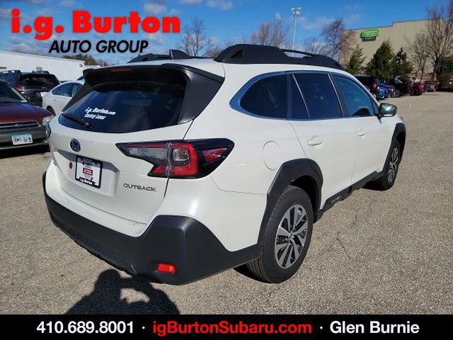 Used 2025 Subaru Outback Premium image 5