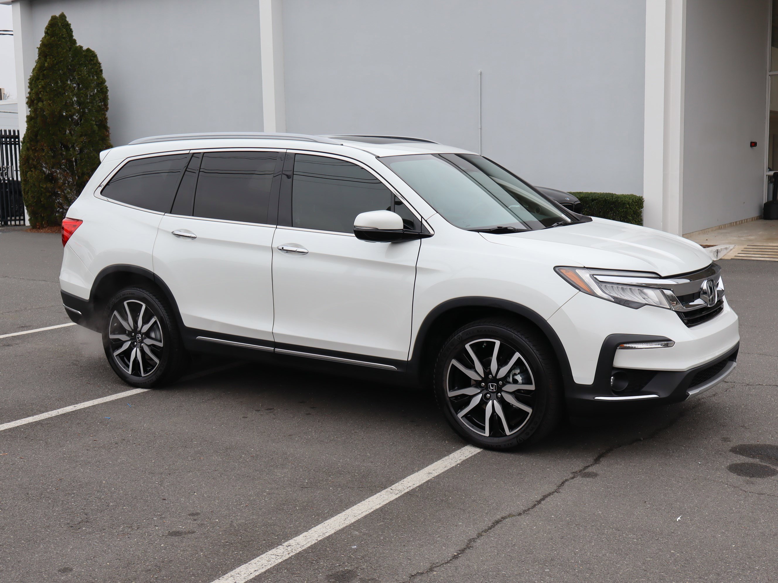 Used 2021 Honda Pilot Touring video 2