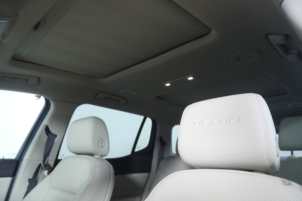 Used 2019 GMC Acadia Denali w/ Technology Package image 11