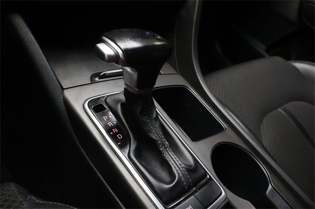 Used 2018 Kia Optima S w/ 18" Alloy Wheels Package image 35