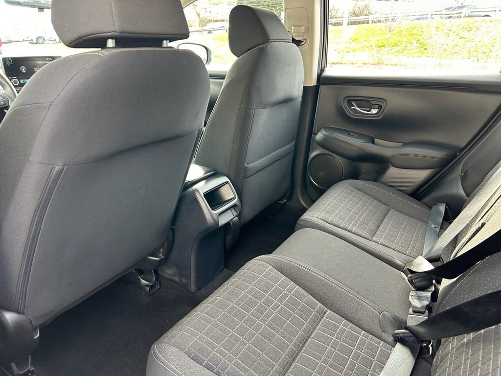 Used 2023 Honda HR-V LX image 18