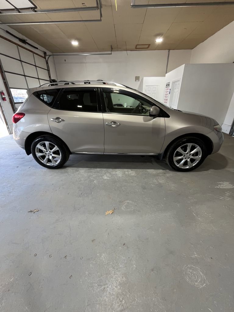Used 2010 Nissan Murano LE image 2