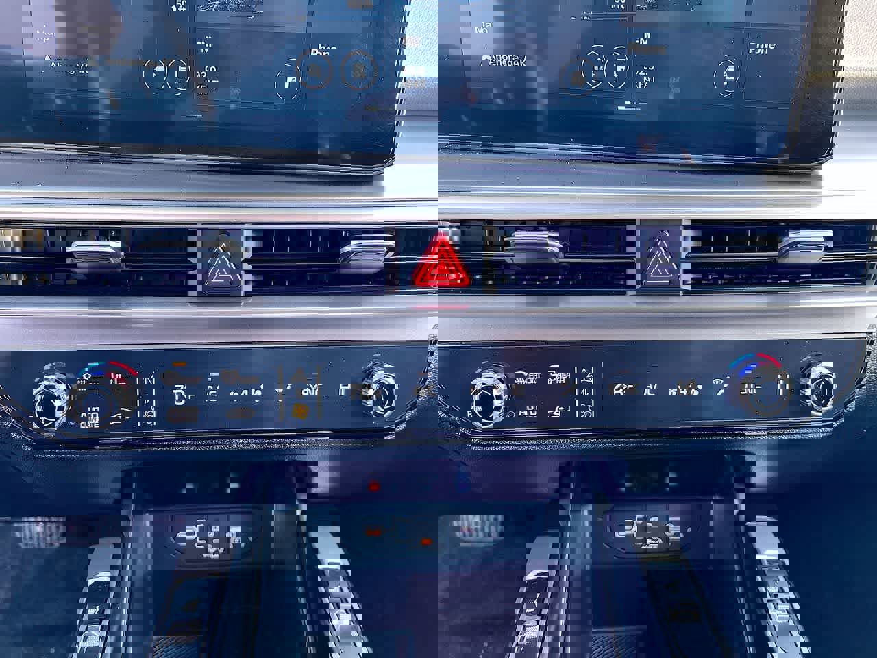 Certified 2025 Kia Sorento EX w/ Panoramic Sunroof Package image 19