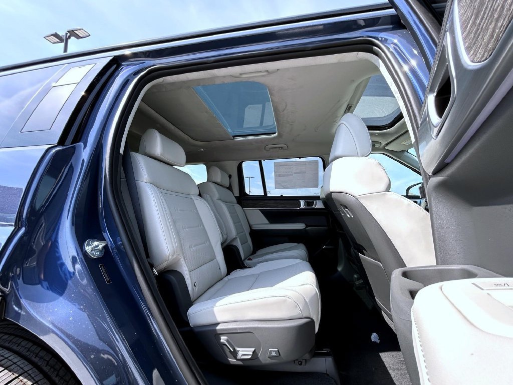 New 2026 Hyundai Santa Fe Calligraphy AWD/4WD image 18