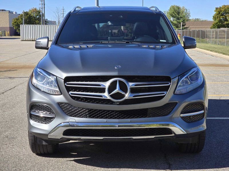 Used 2018 Mercedes-Benz GLE 350 4MATIC image 3