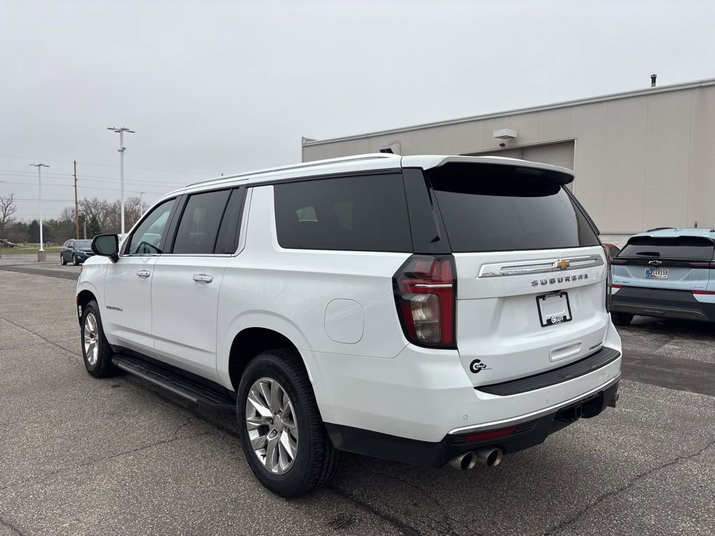 Used 2023 Chevrolet Suburban Premier image 6