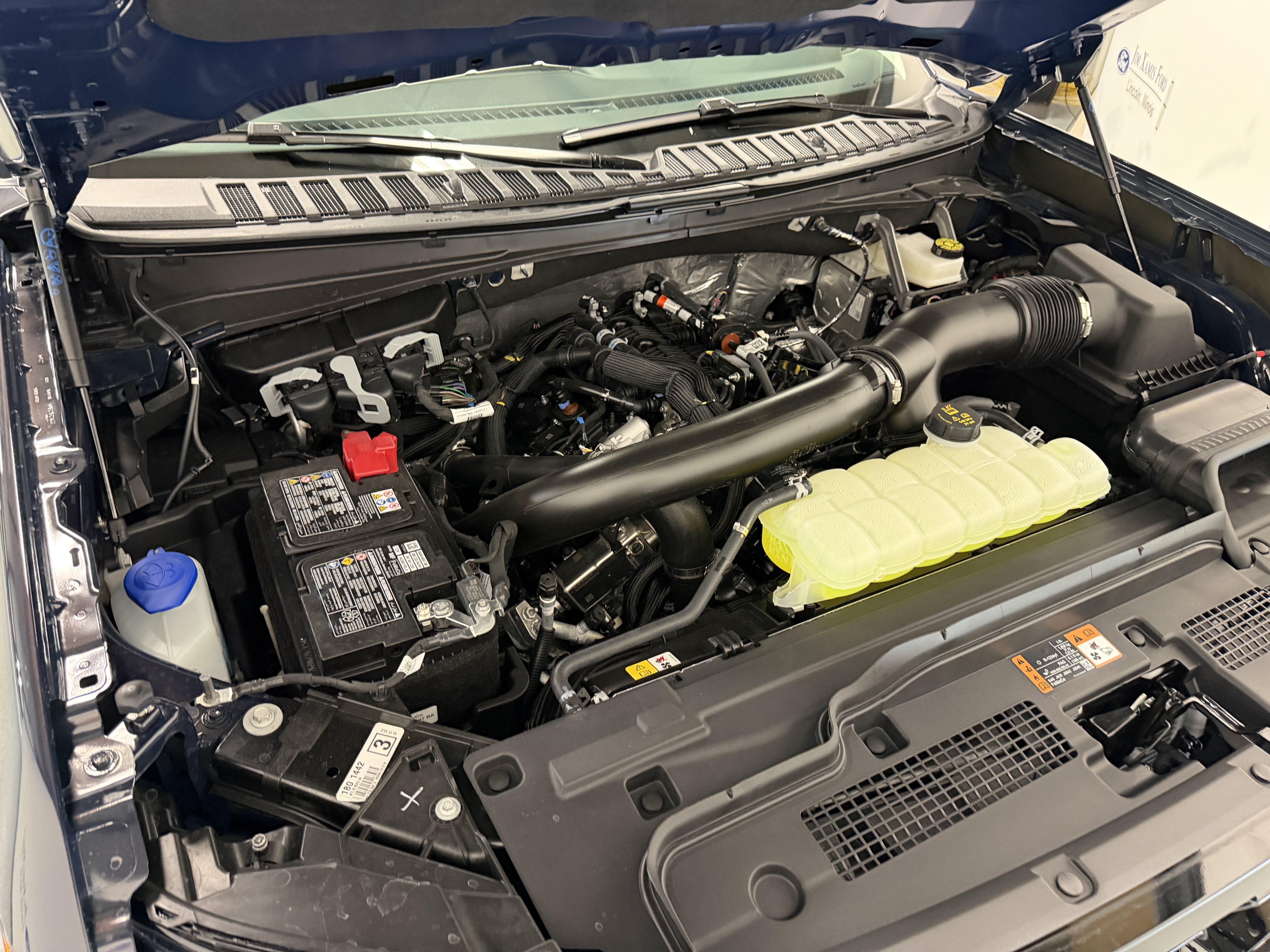 New 2027 Ford Expedition Platinum AWD/4WD image 32