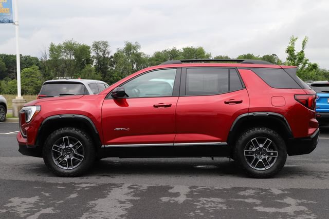 Used 2026 GMC Terrain AT4 w/ Convenience Package III AWD/4WD image 4