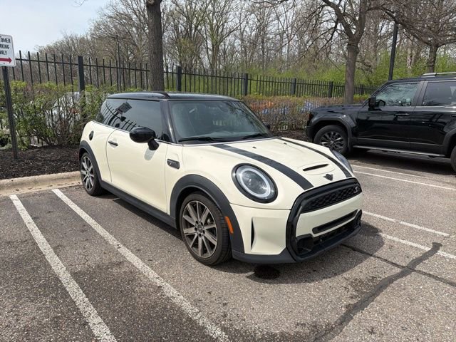 Used 2022 MINI Cooper S w/ Premium Package FWD image 3