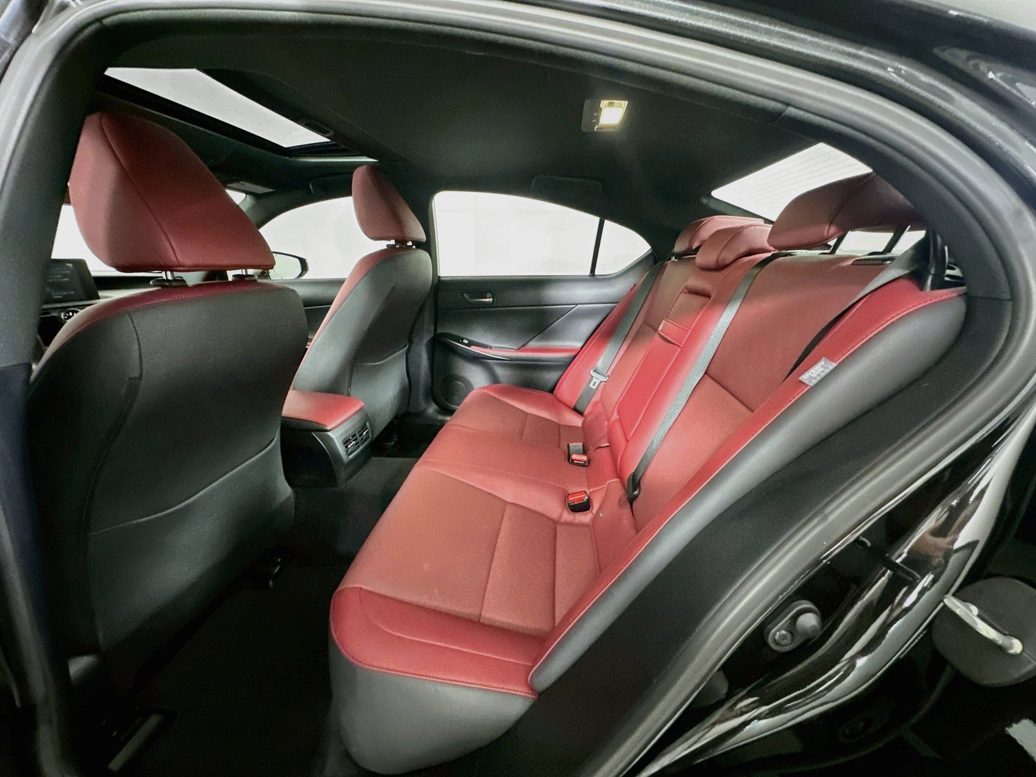 Used 2025 Lexus IS 350 F Sport RWD image 28
