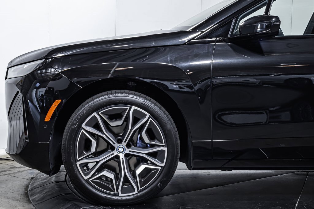 Used 2025 BMW iX xDrive50 image 20