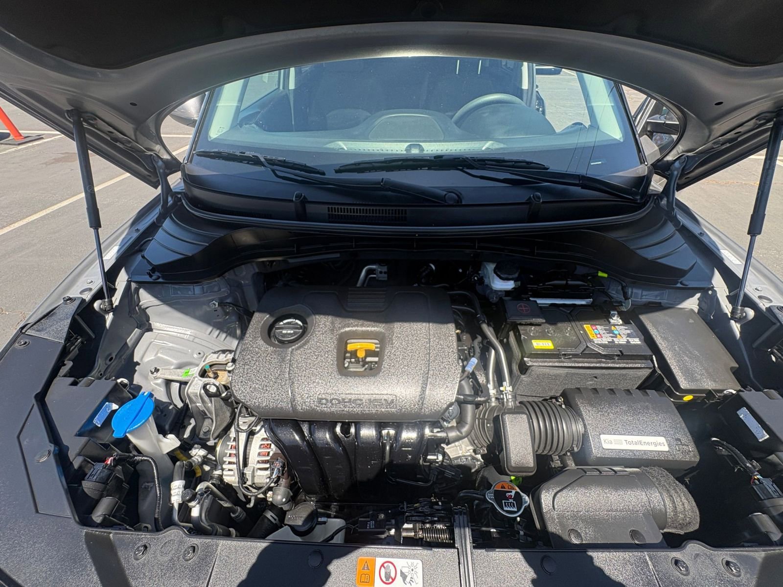 Used 2025 Kia Soul LX w/ LX Technology Package FWD image 30