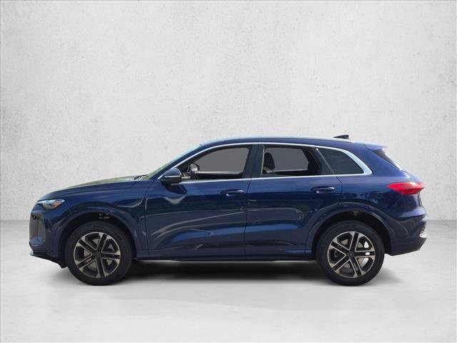 Used 2025 Audi Q5 Premium w/ Convenience Package AWD/4WD image 8