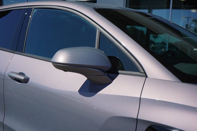 New 2025 Chevrolet Equinox EV LT image 12