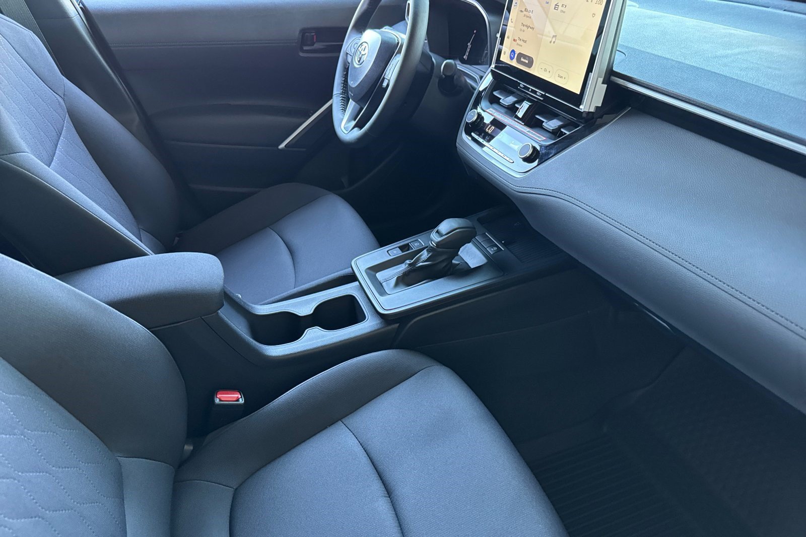 New 2026 Toyota Corolla Cross LE FWD image 24